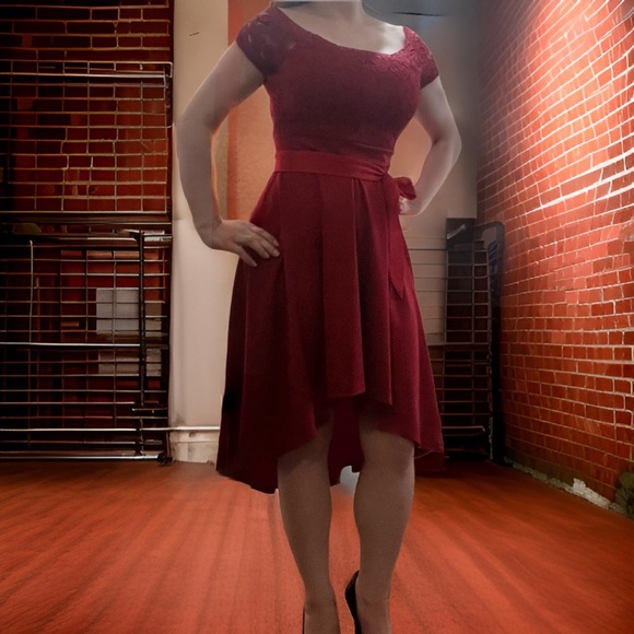 Red A-line high low off shoulder dress size medium - Picture 3 of 3